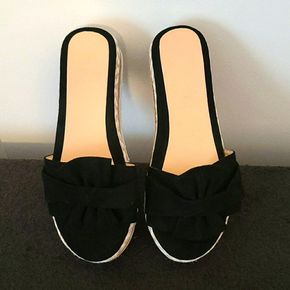 Sandles